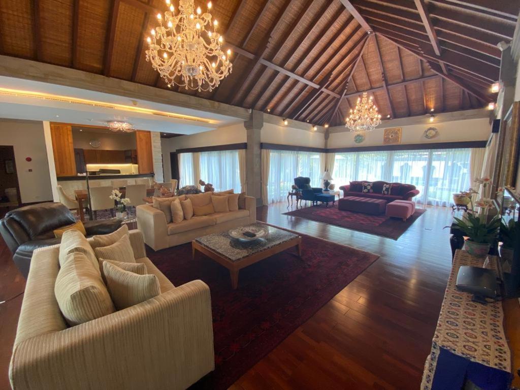 Bintang Bali Villa Кута Екстериор снимка